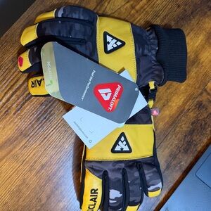 Auclair Men’s Ski Gloves size L